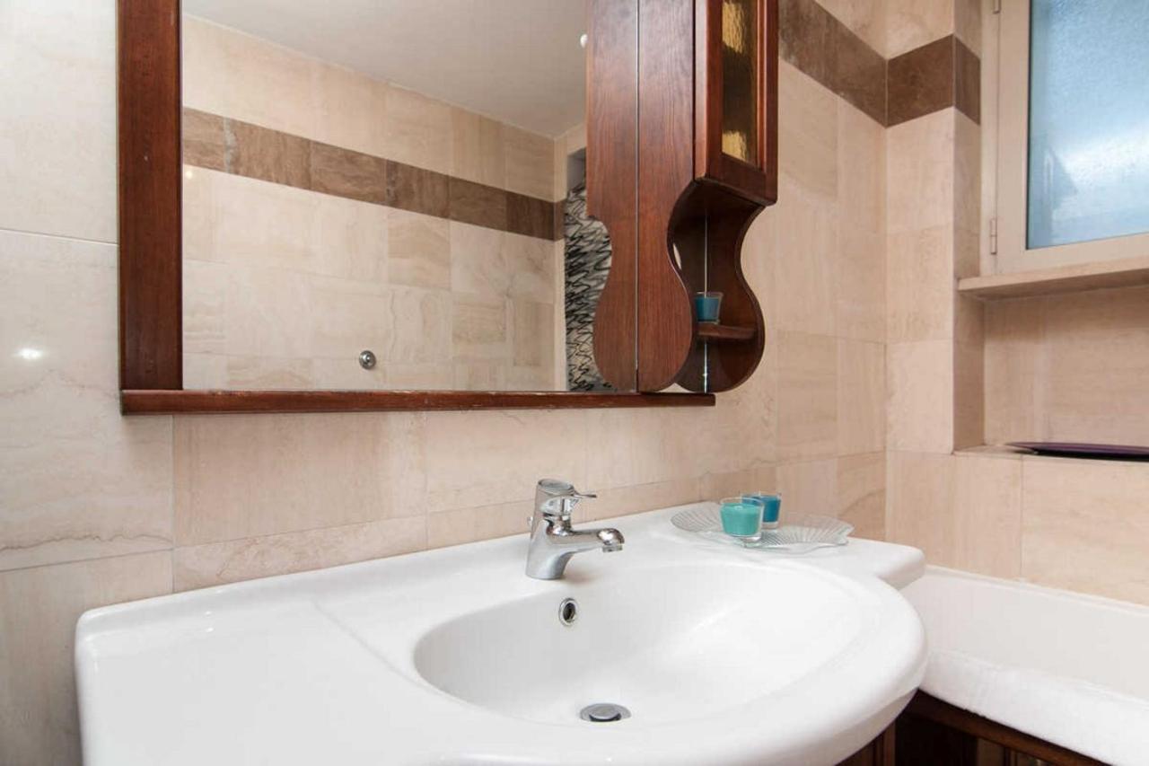 Termini Colosseum Apartment Róma Kültér fotó
